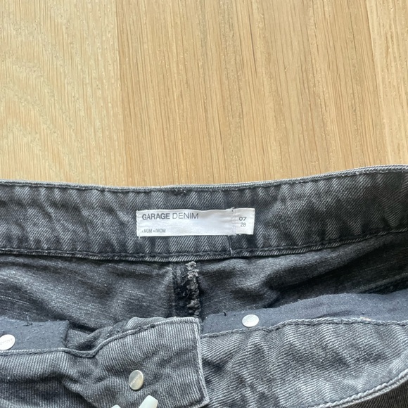 Garage black jean shorts - Picture 3 of 3